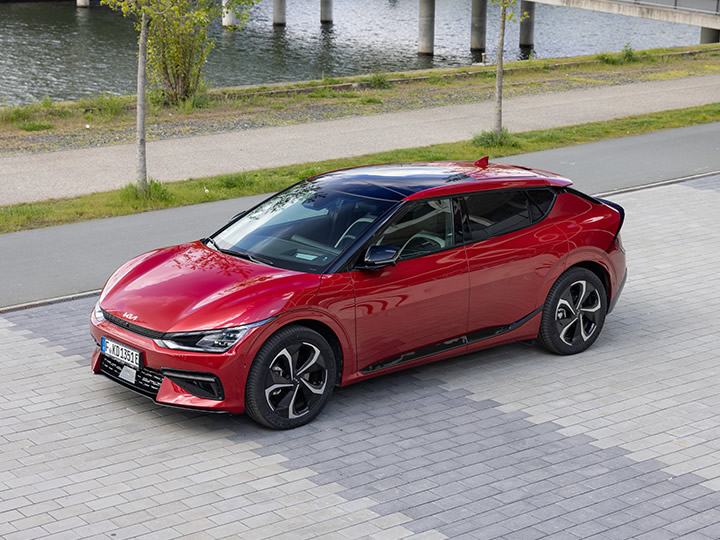 Roter Kia EV6