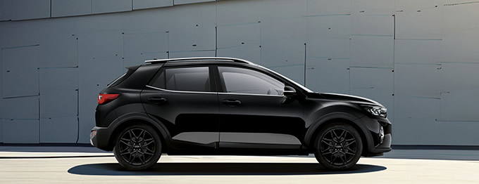 Kia Nightline Edition, Seitenansicht, schwarz