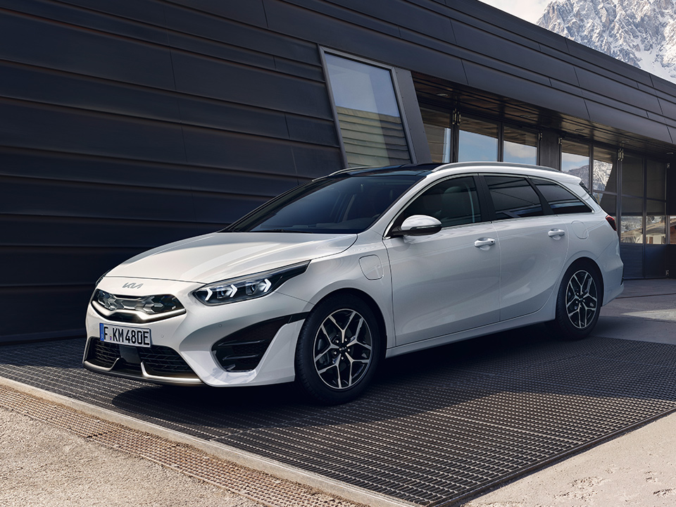 Jantes en alliage 17’’ de l’hybride rechargeable Kia Ceed Sportswagon